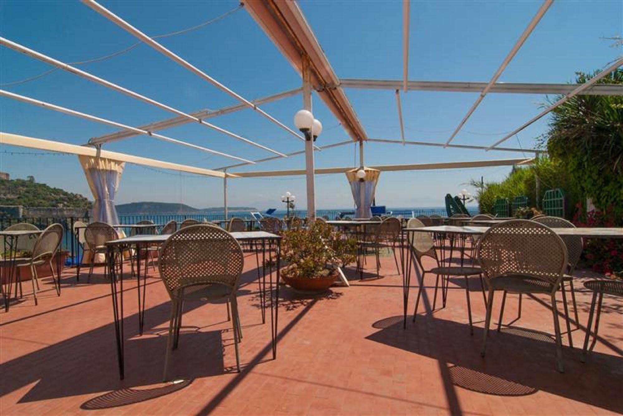 Hotel La Ninfea Ischia Exteriör bild